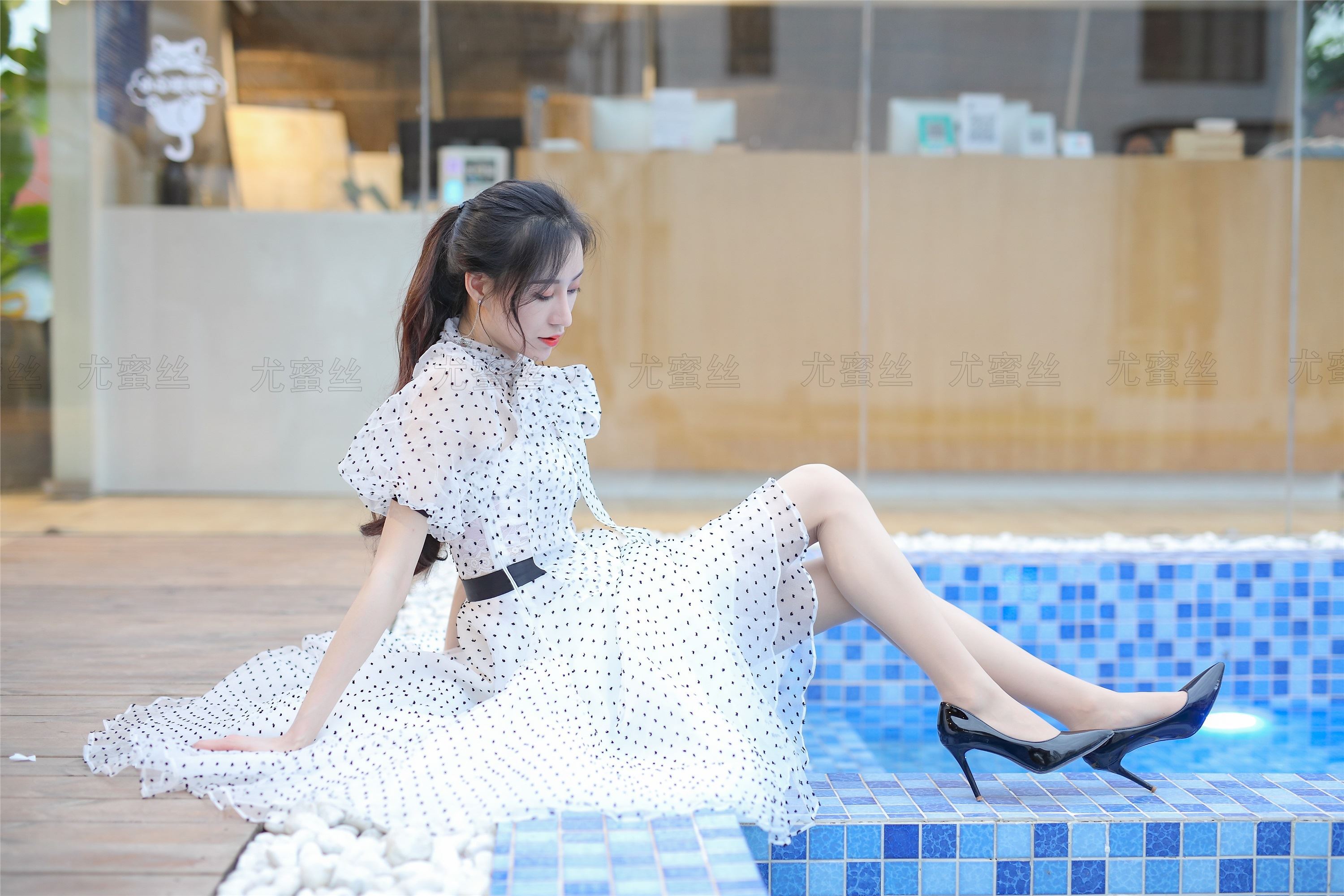 尤蜜丝 穿搭写真 NO.022